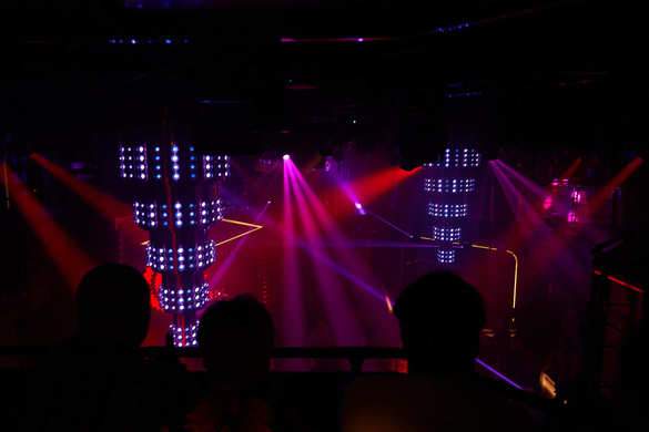 Virgin Voyages Entertainment The Manor Night Club 5.jpg